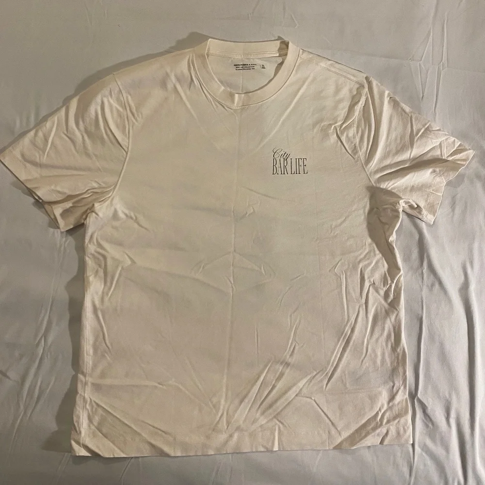 Abercrombie Graphic Shirt - Picture 1 of 2